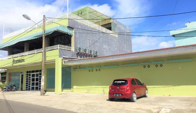 Urbanview Hotel Platinum Parepare in Parepare