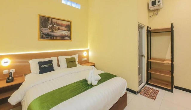Urbanview Hotel Sakura Kampung Inggris Pare by RedDoorz in Pare