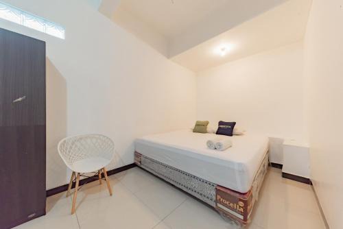 Urbanview Hotel Syariah 99 Banjarbaru by RedDoorz in Martapura