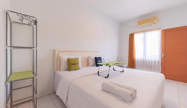 Urbanview Kazanan Setiabudi Bandung in Bandung