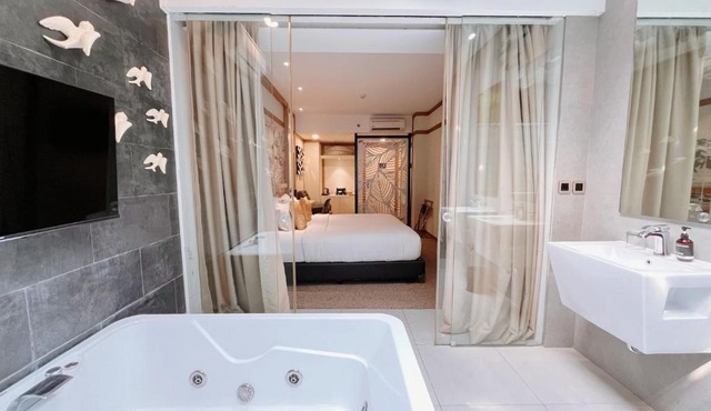 Verse Luxe Hotel Wahid Hasyim in Jakarta