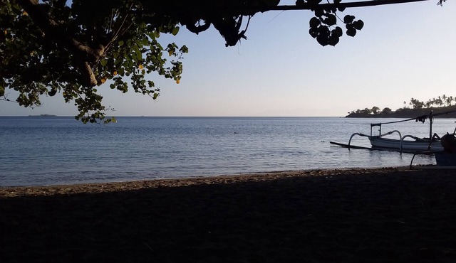 Villa Asiyah, Pandanan: next to Sekotong's bay: sailing, snorkeling, swiming. in Pandanan / Sekotong Barat