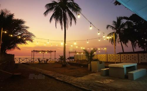 Villa Apedia Anyer, 3 Kamar, Pantai Pasir Putih in Kareo