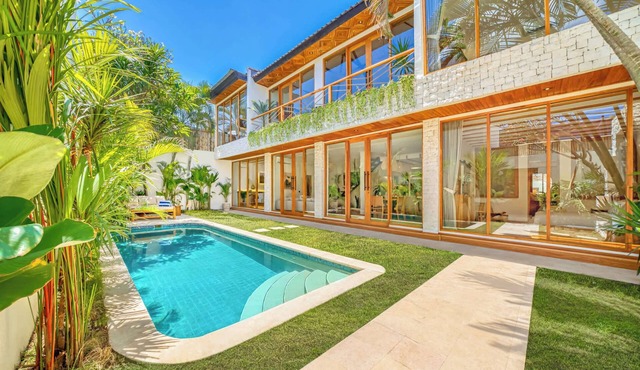 Villa Aztec - 6BDR, private pool and garden in Kabupaten Badung
