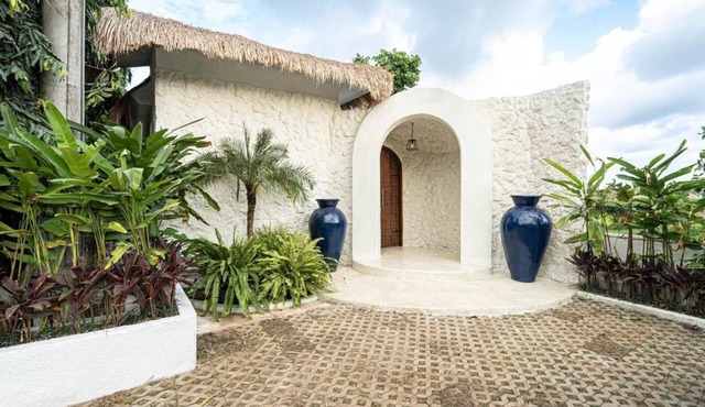 Villa AZUR in Bali