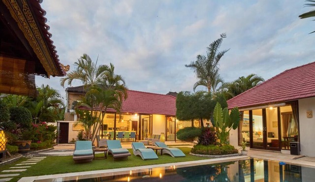 Villa Bulan Batubelig in Canggu