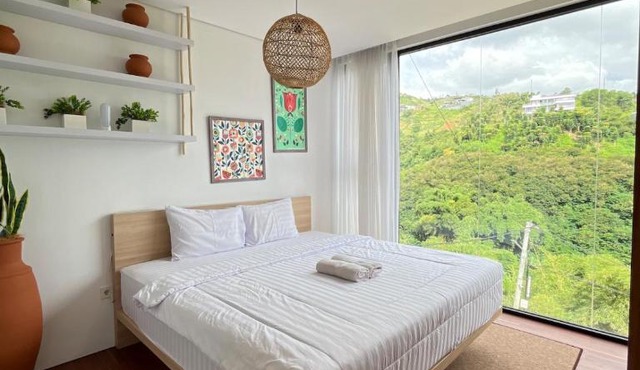 Villa Casamara 3Bedrooms Private Pool & Karaoke in Bandung