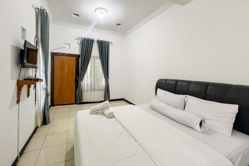 Villa Diva Tambi Mitra RedDoorz in Kejajar
