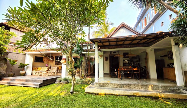 Villa Katak: Contemporary elegance and Balinese serenity in the heart of Ubud in Bali
