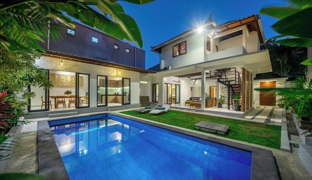 Villa Lebah Seminyak, 7min walk to Double Six Beach 2min to Bintang Supermarket in Bali
