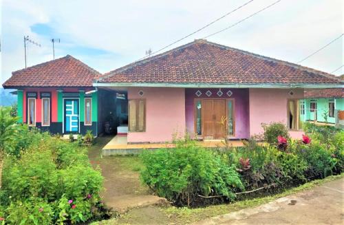 Villa Lembang Bunda in Cikareumbi 2