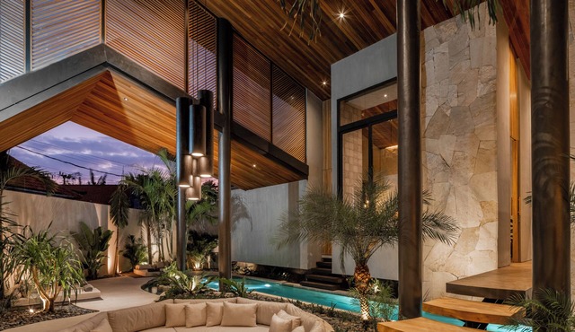 Villa Levante Bali by House of Winds - Tropical Oasis near Canggu in Bali