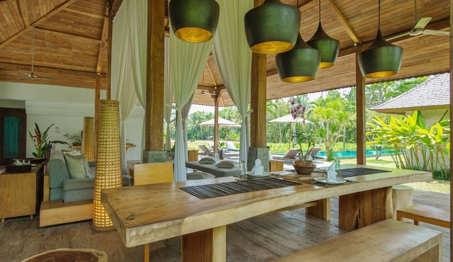 Villa Lumia - 4BR · 20m Pool · Jacuzzi · Private Chef · Rice Fields · Ubud in Ubud