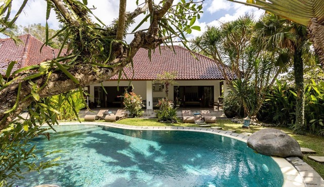 Villa Permata Umalas - Relaxing Tropical Oasis in Kerobokan