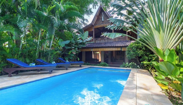 Villa Seahorse, Bali - Lovina Beach Poolvilla, 2BR Joglo! in Buleleng