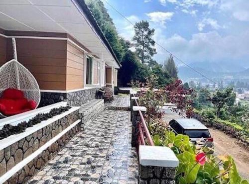 Villa Takasima Berastagi in Berastagi