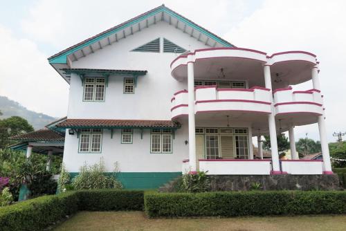 Villa Tiandiva in Cisarua