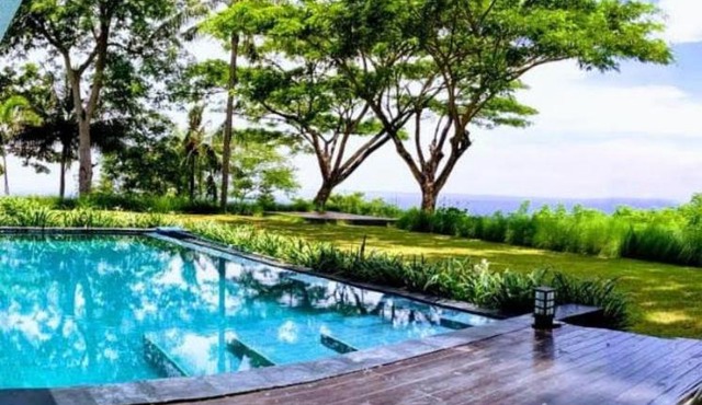 VillaL2 Batu Layar Hill Senggigi Lombok, Indonesia in Lajor