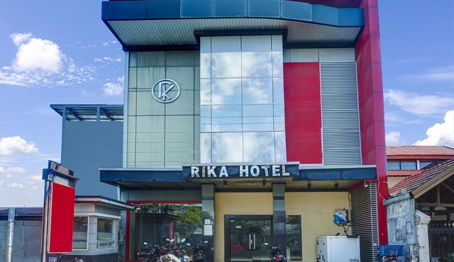 Warm Standard Double Escape Near Panakukang Mall in Makassar