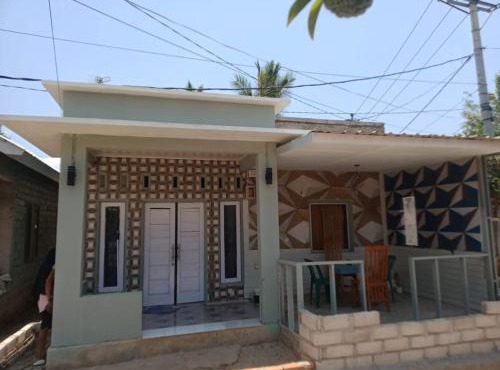 Waru Homestay Gili Gede in Gili Gede