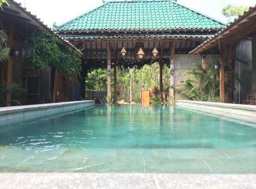Watukarung Ristu Homestay in Kalak