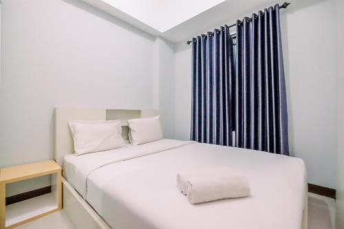 Well Furnished and Comfy 2BR at Royal Heights Apartment By Travelio in Bantarkamang