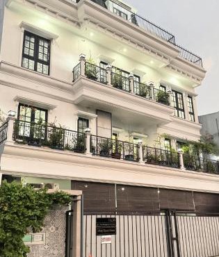 wendy syariah mansion in Jakarta