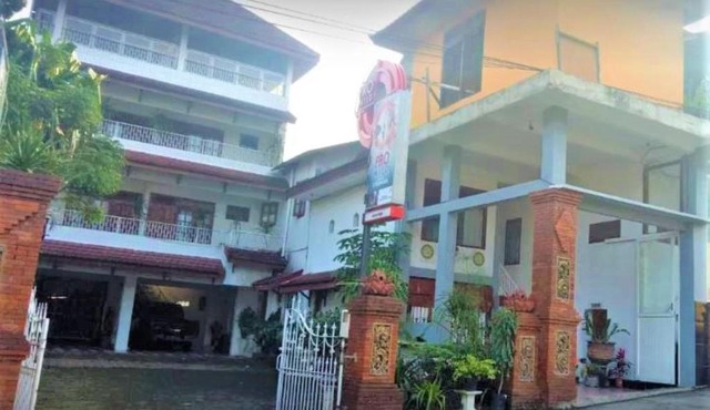 Wisma & Kantin Amanda in Mojokerto