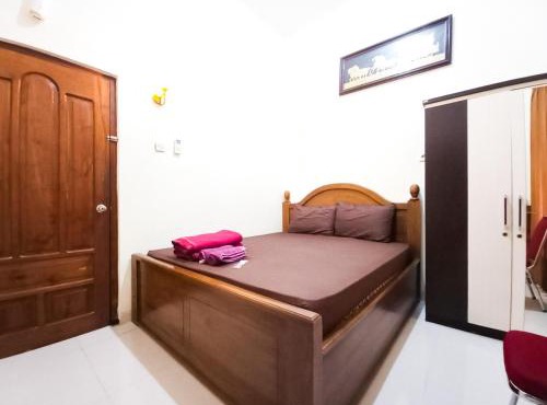 Wisma Trubus Syariah RedPartner Near RSUD Koesma Tuban in Tuban