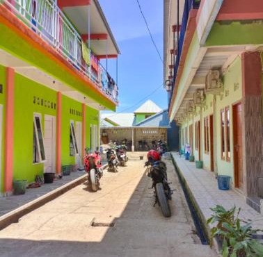 Zella Kost & Homestay in Labuan Bajo