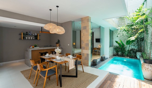 Zeva Villa - New Spacious 2BR in Seminyak Legian - CENTER close to everywhere! in Badung