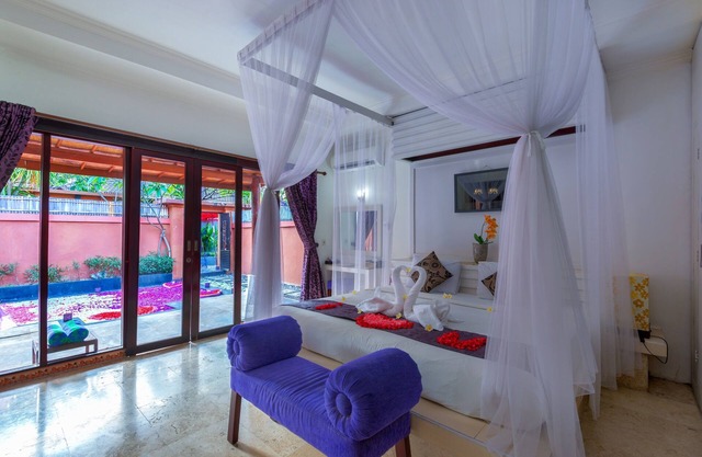 1 BR private pool Villa in kuta near the beach in Denpasar