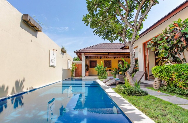 2BR Villa Situated In Legian! - 5Min Drive To Kuta Beach! PERFECT for YOUR Vacay in Legian