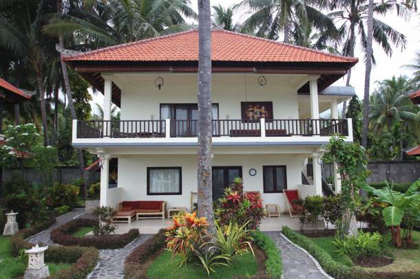 Bondalem Beach Club Double Room in Bondalem