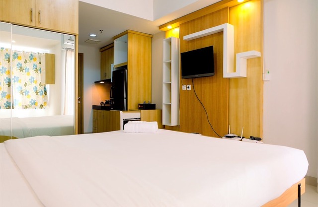 Comfortable and Clean Studio at The Oasis Apartment in South Cikarang