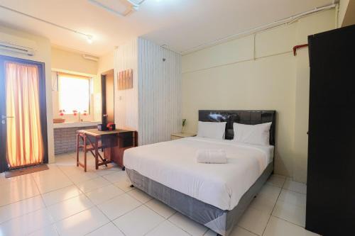 Contemporary Studio at Kebagusan City Apartment By Travelio in Jakarta