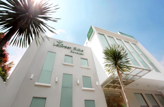 LeGreen Suite Senayan in Central Jakarta