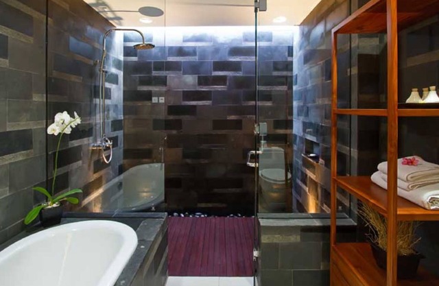 Rama Beach Deluxe Cottage in Kuta