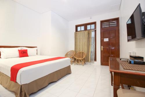 Reddoorz Alun Selatan 