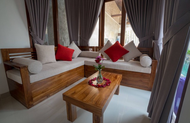 Royani Villa 