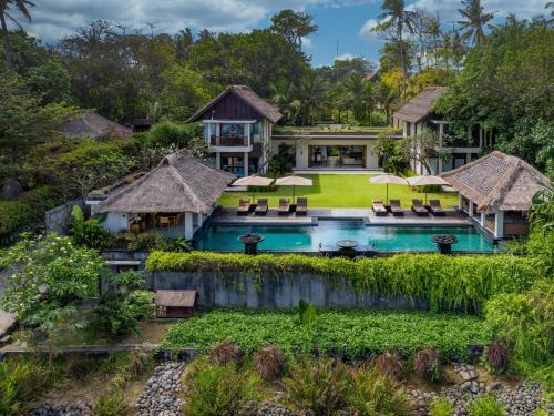Seseh Beach Villa 