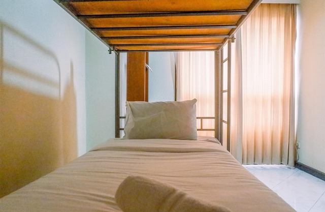 Very Spacious 3Br High Floor Taman Beverly Apartment in Surabaya