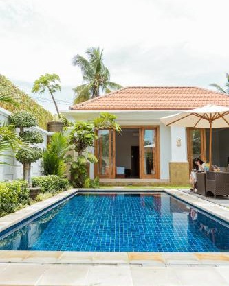 Lovina Villa 