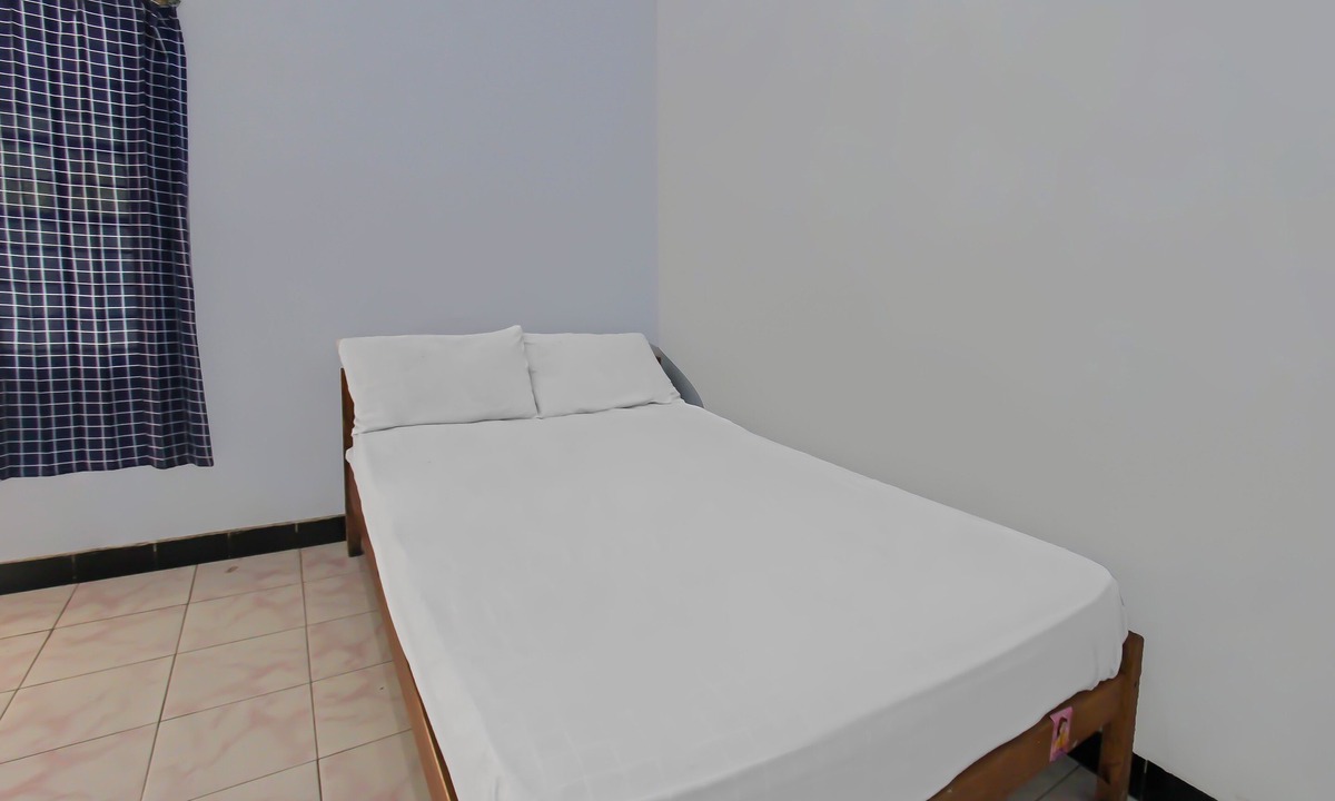 Selong Belanak Hotel | Hotel O Jati Homestay Near Taman Suranadi