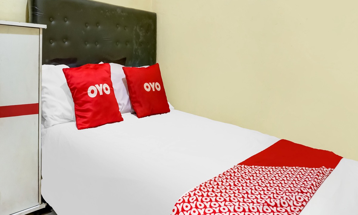 Karawang Hotel | OYO Life 91335 Micheline Family 2 Syariah