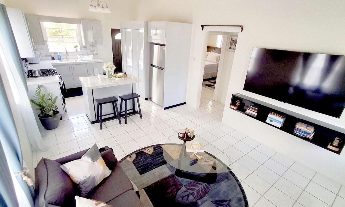 Saint Kitts and Nevis House | Peaceful 2-bedroom house with AC in Christ Church Parish