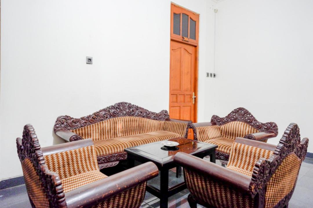 Central Yogyakarta Hotel | RedDoorz near Tugu Yogyakarta