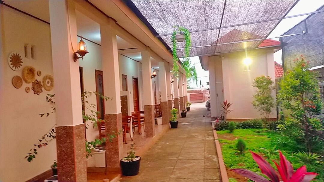 Sumbawa Barat Hotel | Hotel Shandira