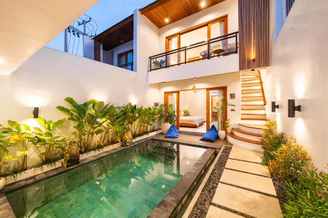 Buduk Villa | Arkarhea Villa, 2BR Tropical Villa with Spacious Pool, Canggu