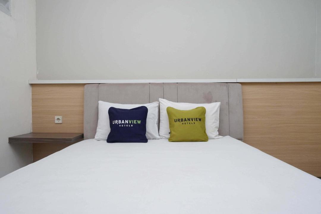 Purwokerto Hotel | Urbanview Hotel Double Tree near RSUD Margono Purwokerto